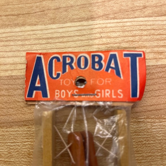 Vintage Japanese Wooden Toy Navy Seal Acrobat On String New In Package - Picture 5 of 5